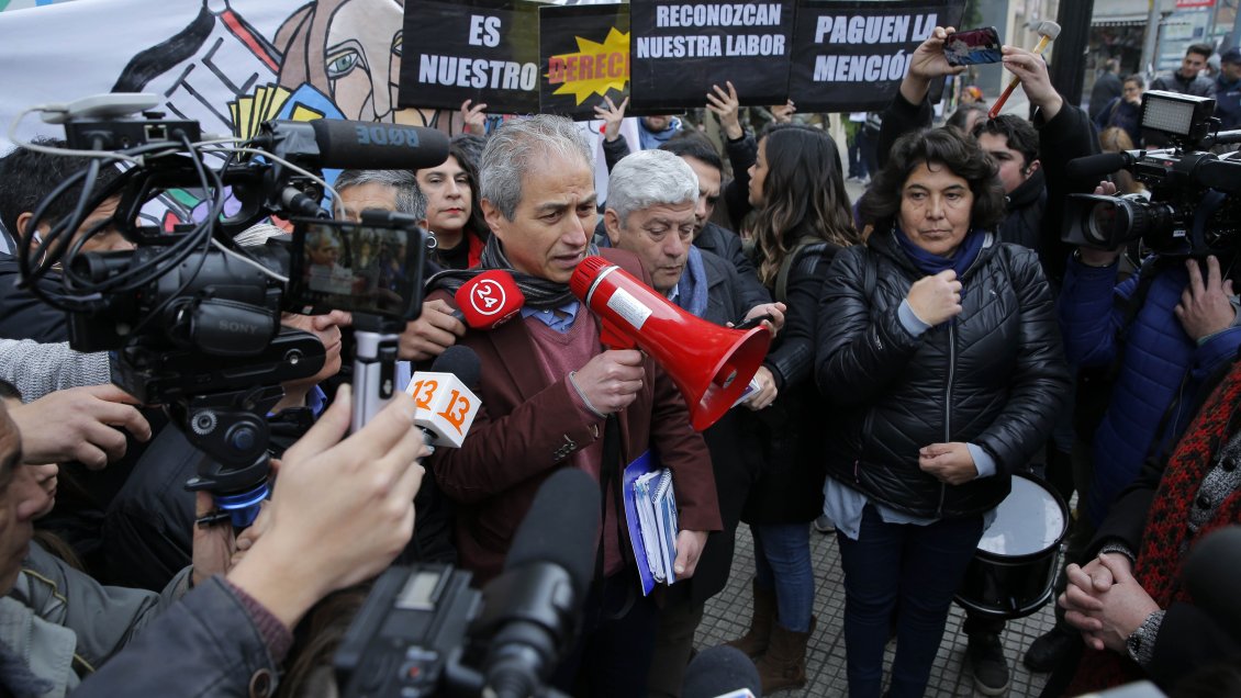 Educadoras diferenciales rechazan la propuesta del Mineduc para levantar paro