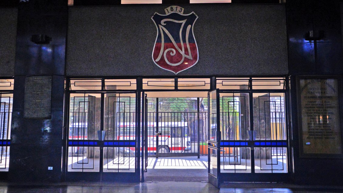 Nuevo manual de convivencia del Instituto Nacional eleva sanciones e incluye a apoderados