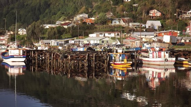 Pescadores de Queule demandaron mejorar infraestructura de la caleta