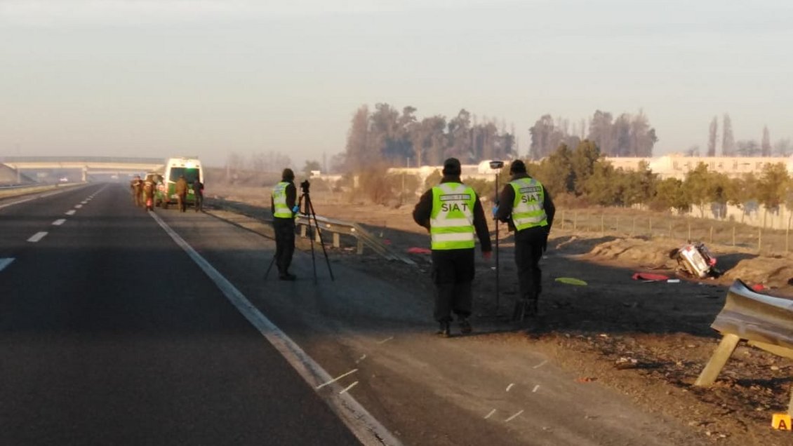 Volcamiento de un vehículo dejó cuatro muertos en la Ruta 5 Sur en Rancagua