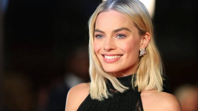 Greta Gerwig y Noah Baumbach escribirán una cinta de Barbie con Margot Robbie