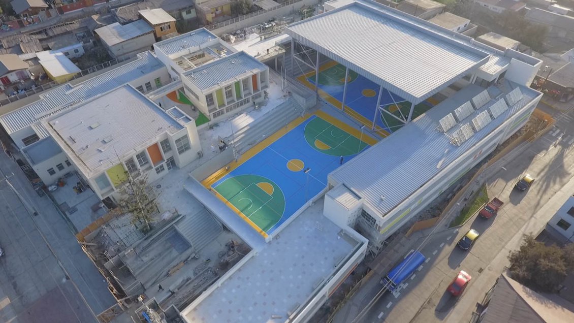 Construcción de la nueva Escuela Mireya Zuleta de Huasco lleva 95% de avance