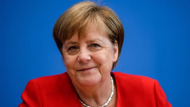 Merkel solidarizó con las congresistas demócratas apuntadas por Trump