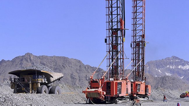Anglo American tramita permiso para continuar operación en mina Los Bronces