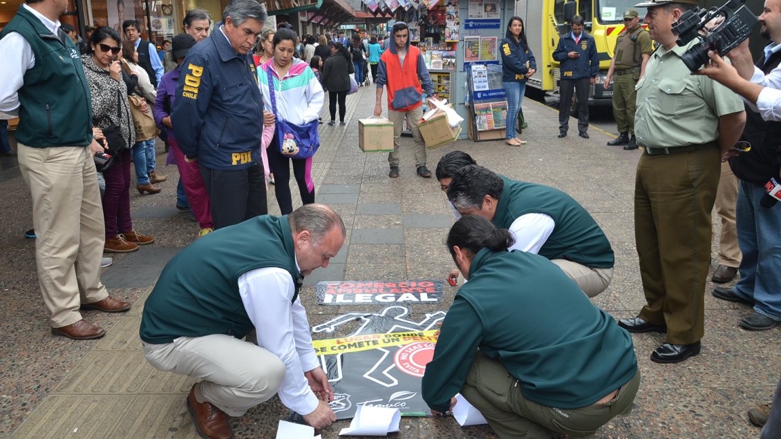 Temuco registra 90 infracciones a compradores del comercio ambulante