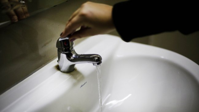 Alcalde de Osorno: Cesfam Rahue Alto permanecerá cerrado hasta tener certeza de la calidad del agua