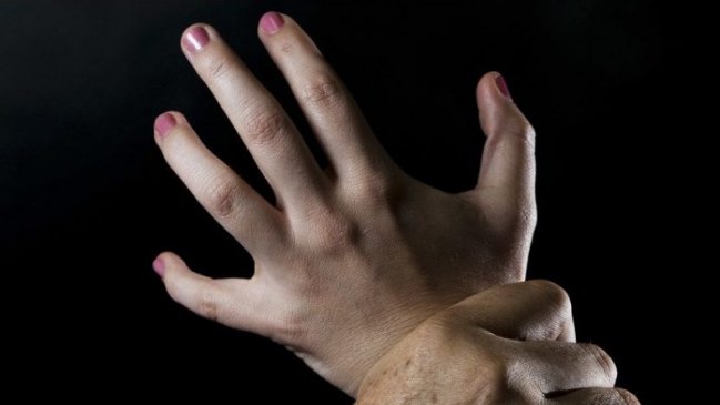 Denuncian una nueva violación grupal contra joven en España