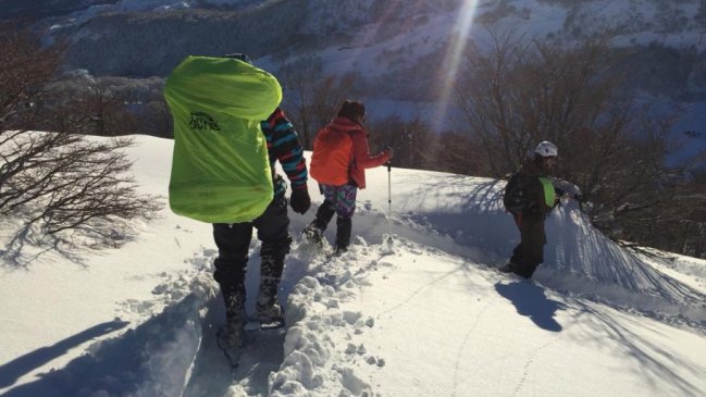 Rescataron a jóvenes senderistas aislados en las Termas de Chillán