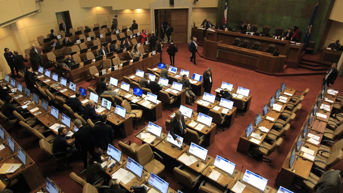 Gobierno evalúa eliminar fuero parlamentario en reformas institucionales