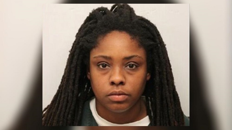 Mujer entró disparando a la cocina de un McDonald's porque sus papas fritas estaban frías