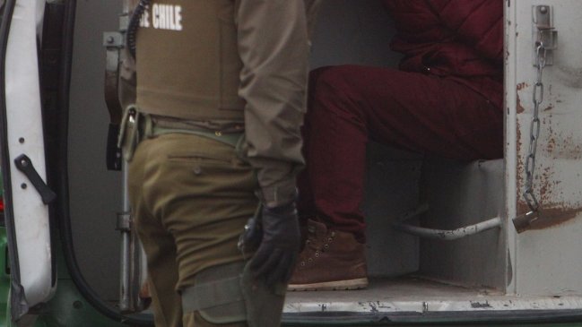 INDH: Carabineros mantiene prácticas de causar sufrimiento a personas que custodia