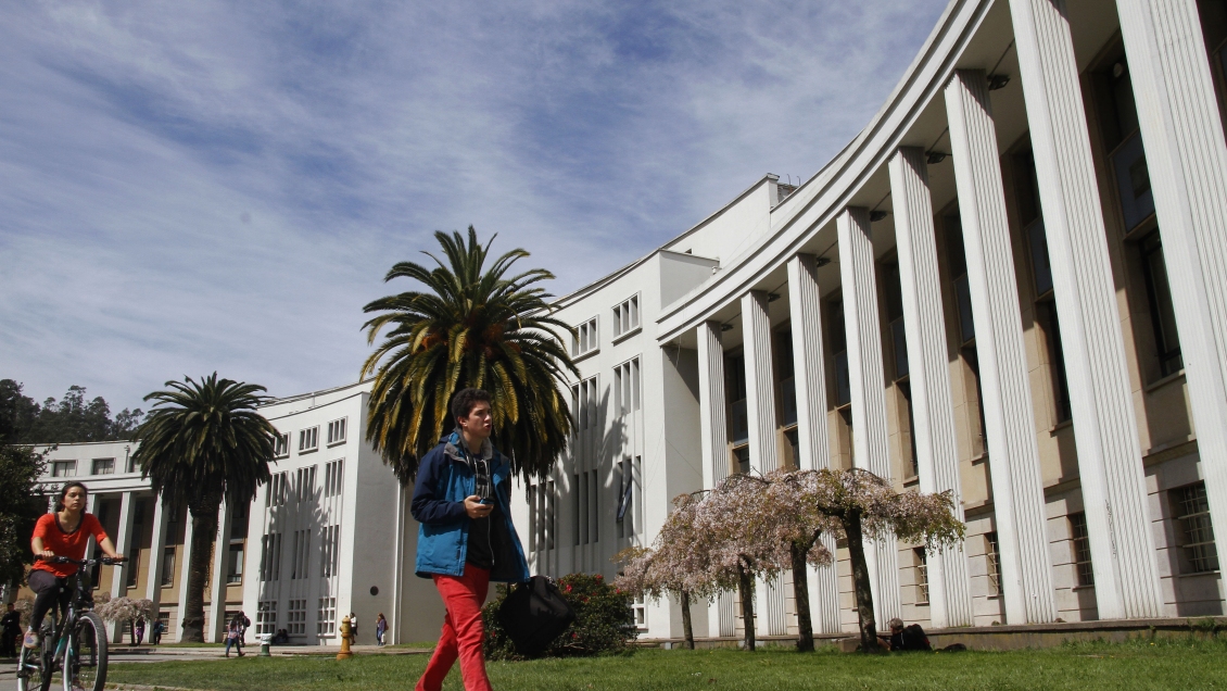 Estudiantes de la Universidad de Concepción depusieron paro