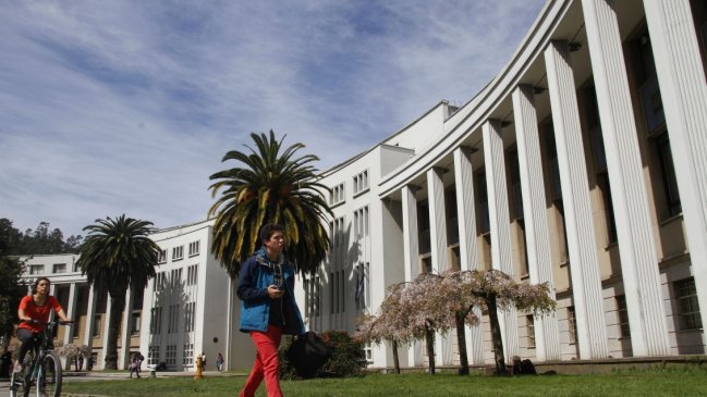 Estudiantes de la Universidad de Concepción depusieron paro