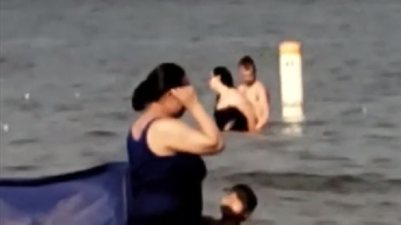 Filmaron a pareja teniendo sexo en un lago y los viralizaron