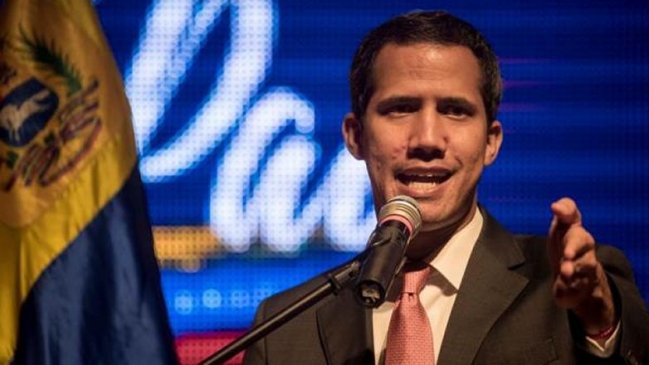 Guaidó pidió al exilio venezolano ayudar a 