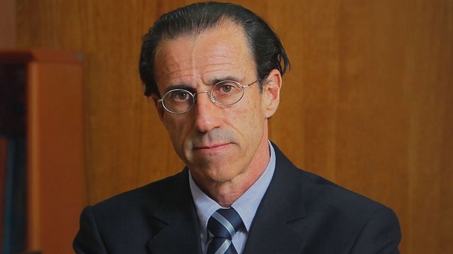 Los descargos de Williamson: Sin contextualizar el golpe militar hay una memoria corta e incompleta