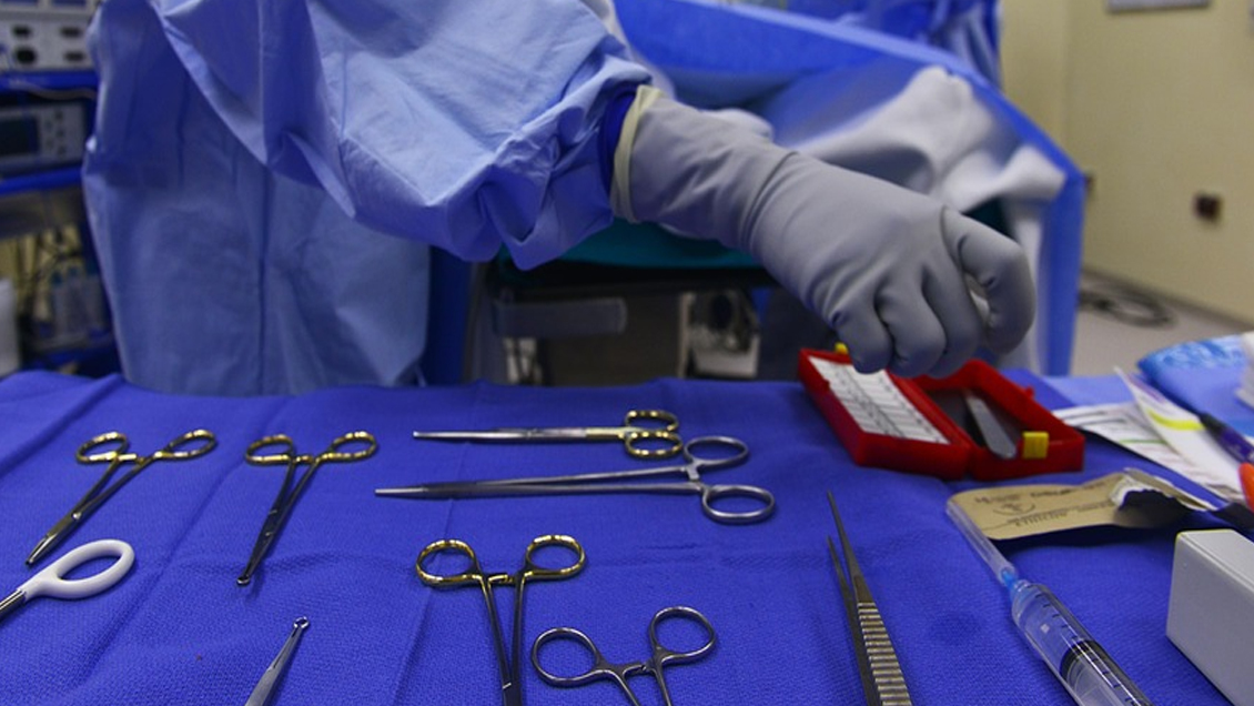 Autoridades clausuraron centro de cirugía estética clandestino en Las Condes