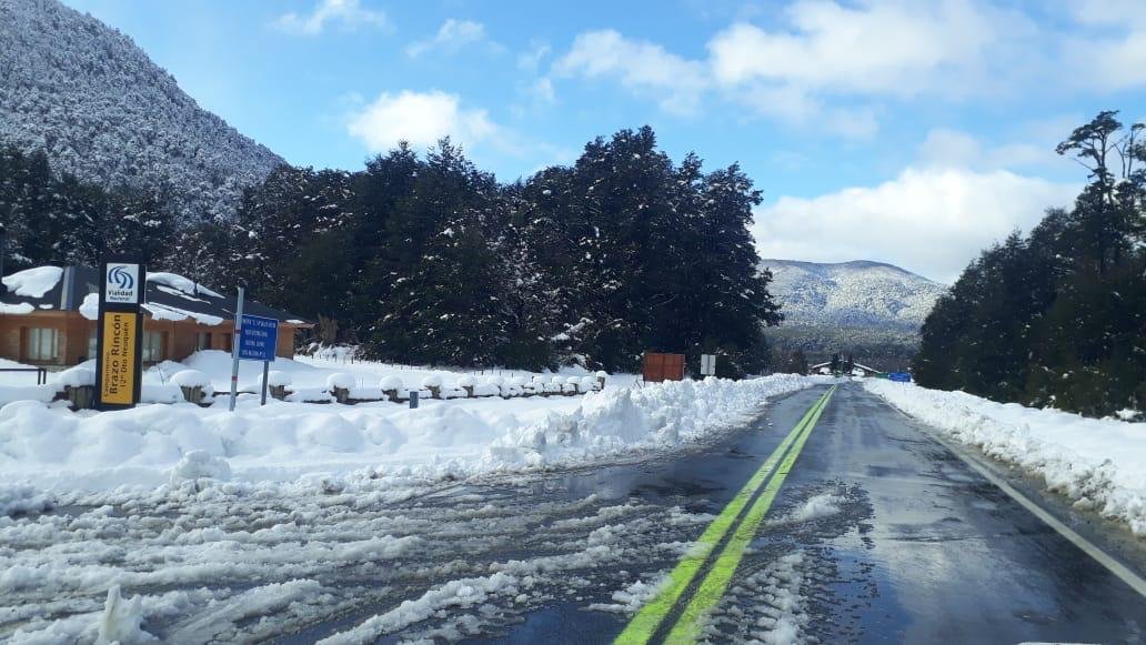 Suspenden tránsito para buses y camiones en el paso Cardenal Samoré