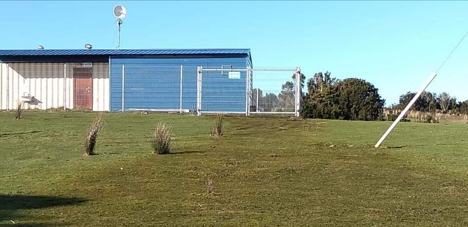 Derrame de petróleo afectó a isla en el sur de la Región de Los Lagos