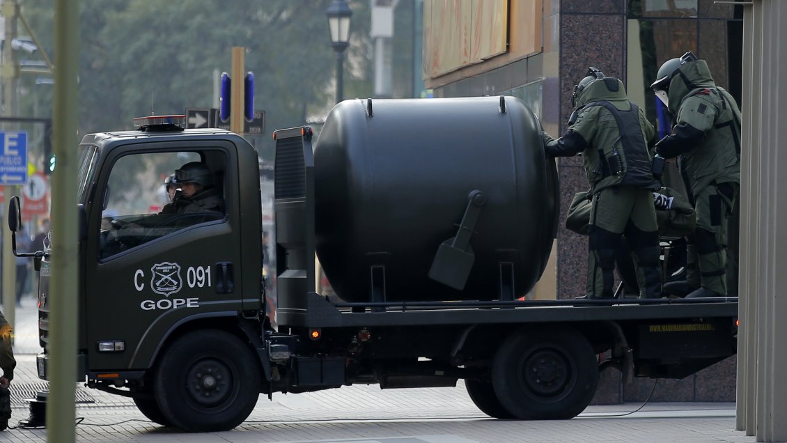 Bomba en comisaría: Oficialismo y oposición aunaron críticas contra sistema de inteligencia