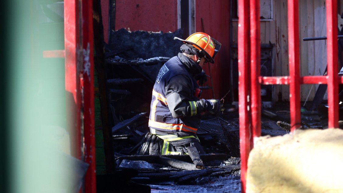 Incendio dejó un muerto y dos heridos en Puerto Montt