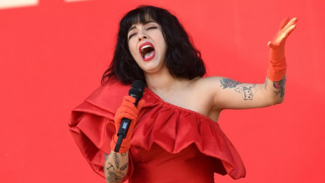 Aseguran que Mon Laferte vuelve al Festival de Viña del Mar