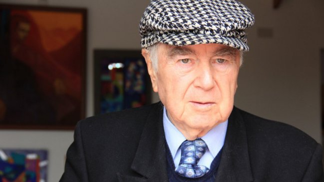 Escritor Enrique Lafourcade muere a los 91 años