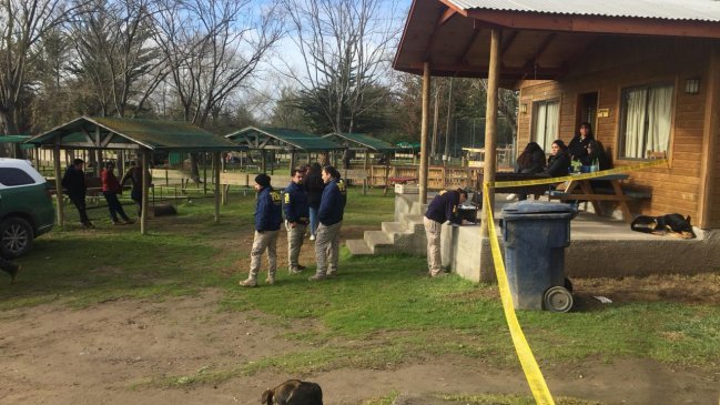 Investigan homicidio en camping de Lago Rapel: Víctima fue baleada por desconocidos