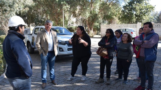 Fétido efecto del eclipse en Vicuña: Planta de aguas servidas lleva casi un mes con fallas