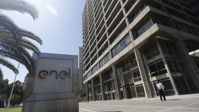 Ganancias de Enel cayeron 60 por ciento en el primer semestre
