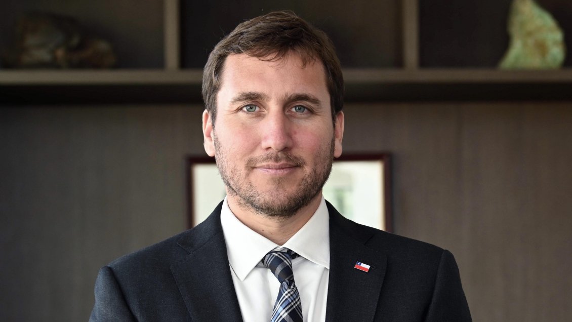 Piñera nombra al nuevo jefe de Corfo y hace enroques en dos subsecretarías