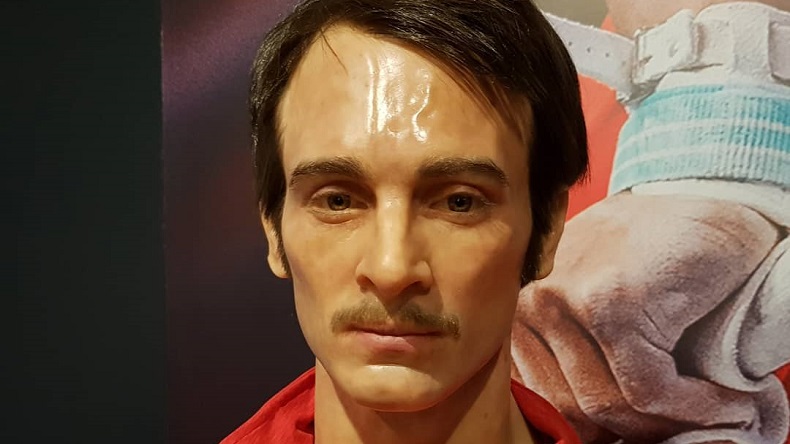 El nuevo descargo del escultor del museo de cera: 