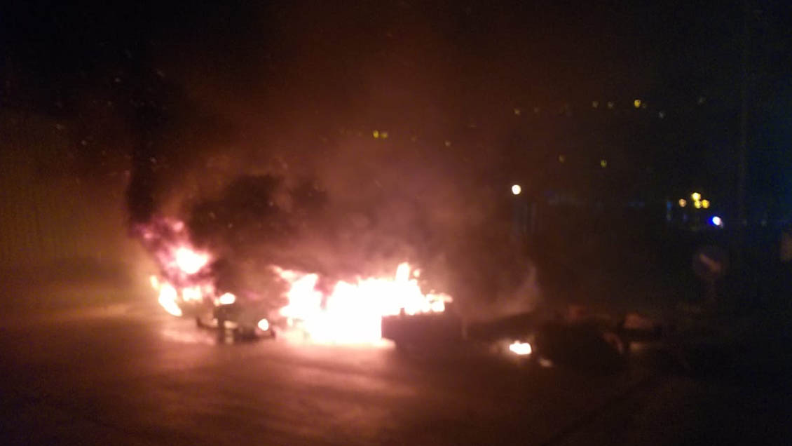 Pescadores industriales protestan con barricadas en varios puntos del Biobío por Ley de la Jibia
