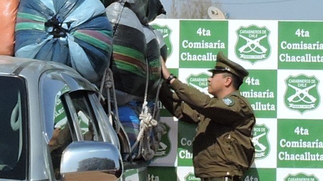 Detienen a sujetos tras intentar contrabandear ropa y repuestos de vehículos hacia Perú