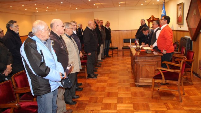 Bomberos de Temuco fundaron el primer Club del Adulto Mayor para los voluntarios