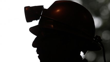  Economista: Guerra comercial evidenció nuestra excesiva dependencia del cobre  