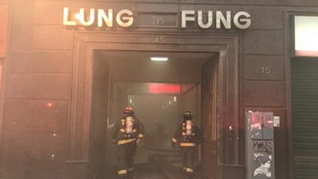 Un incendio afectó a icónico restaurante chino en pleno centro de Santiago