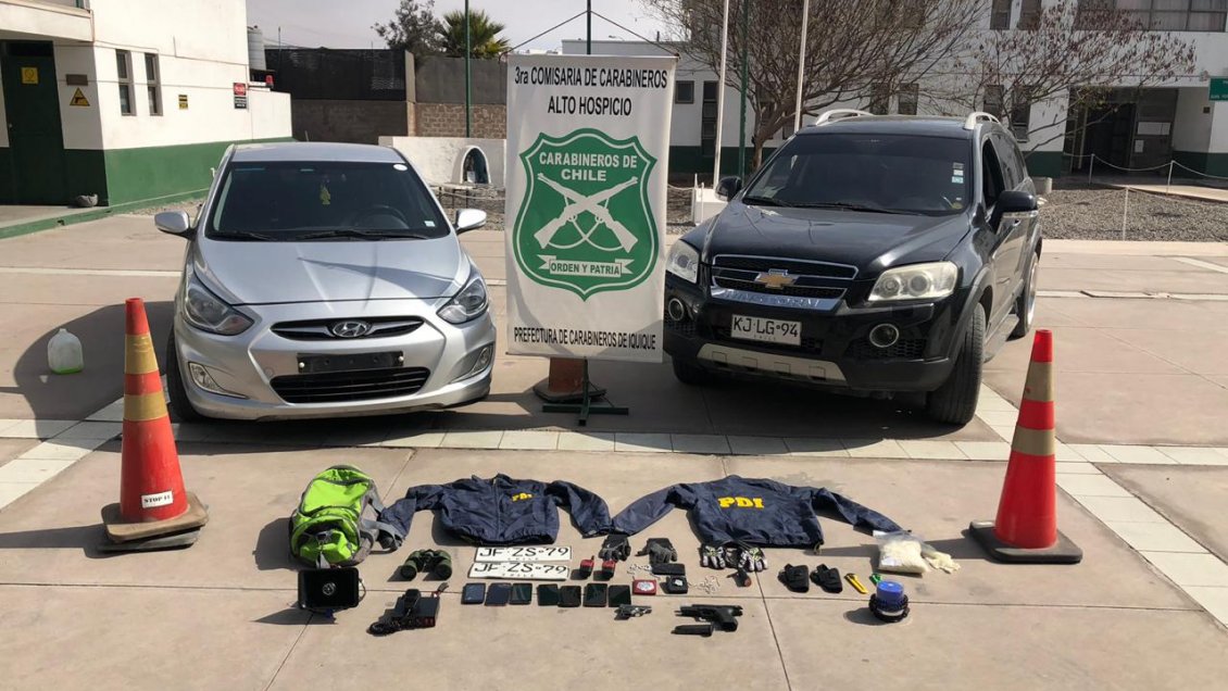 Detienen a sujetos que se hacían pasar por funcionarios de la PDI en Iquique