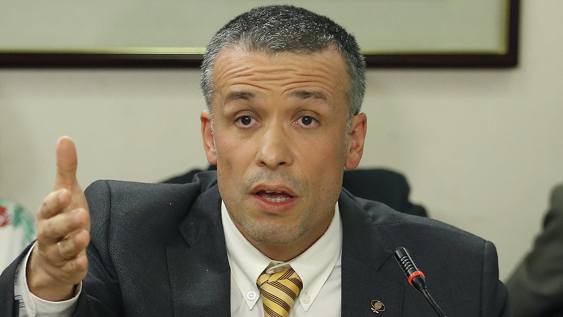 Ataque de Boric a Landerretche sorprendió a ex Nueva Mayoría y reavivó carrera presidencial