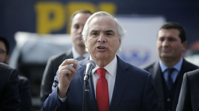 Senado invitará a Chadwick para explicar dichos sobre apoyo externo a 