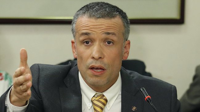 Ataque de Boric a Landerretche sorprendió a ex Nueva Mayoría y reavivó carrera presidencial