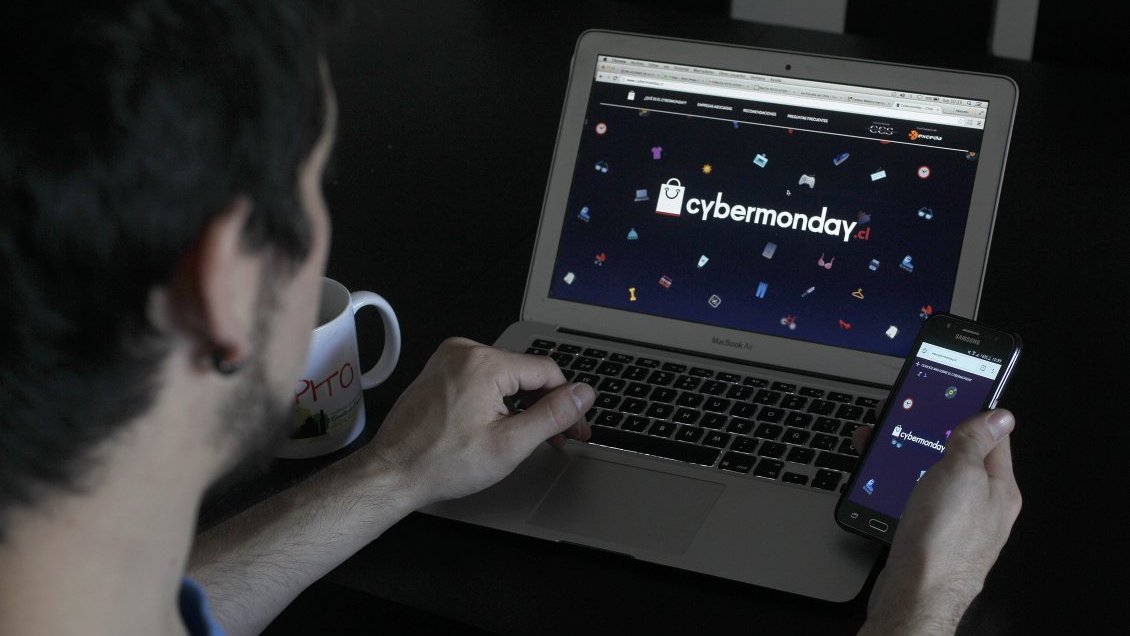 Ocho de cada 10 chilenos ha comprado por Internet en el último semestre