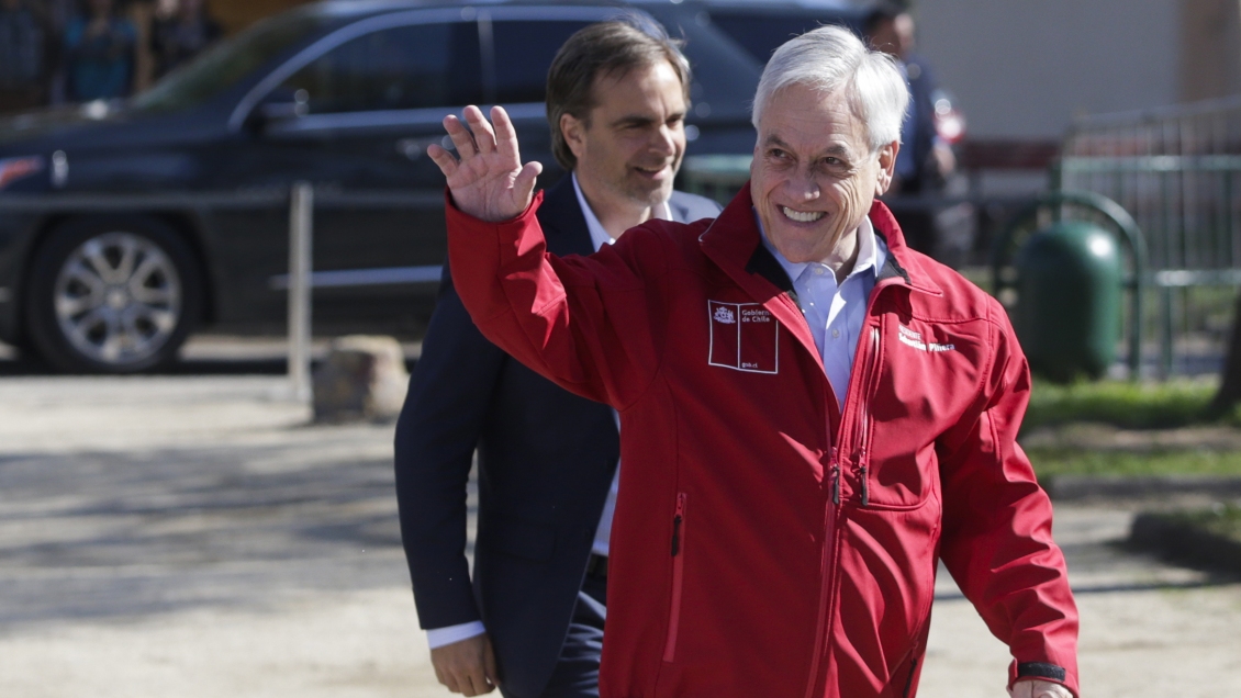 Desbordes: Retomar las chaquetas rojas es una muy buena medida