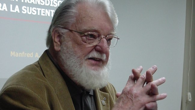 Intendencia de Los Ríos decretó duelo regional este viernes por muerte de Manfred Max Neef