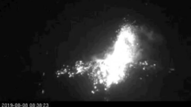 Complejo Volcánico Nevados de Chillán registró este jueves un nuevo evento explosivo