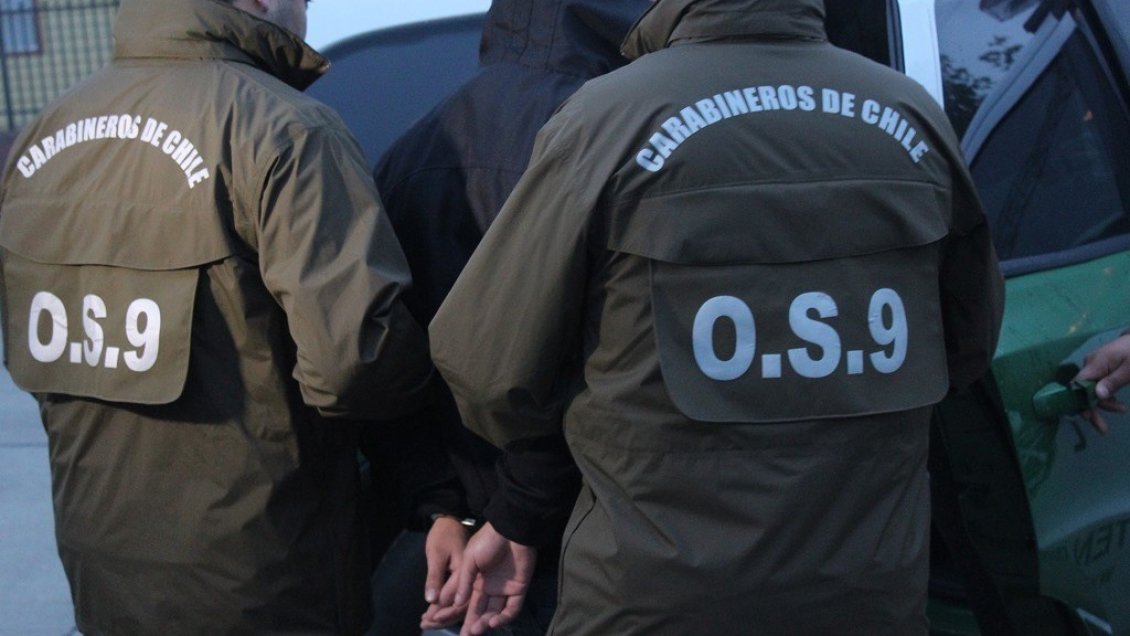 Sujeto defendió a su hija a tiros en las afueras de colegio tras una riña entre estudiantes