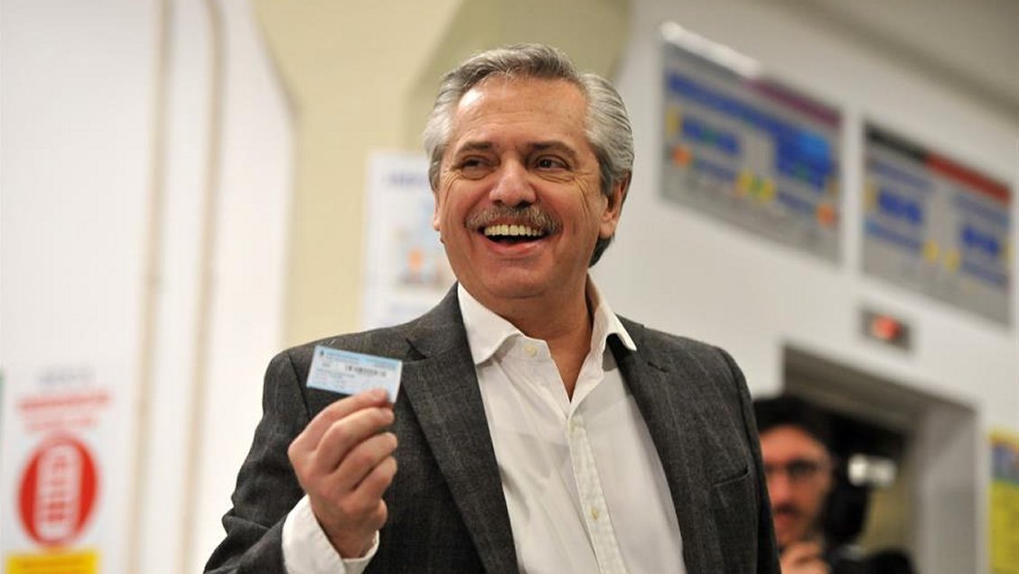 Fernández arrasa en primarias en Argentina, según primeros datos oficiales