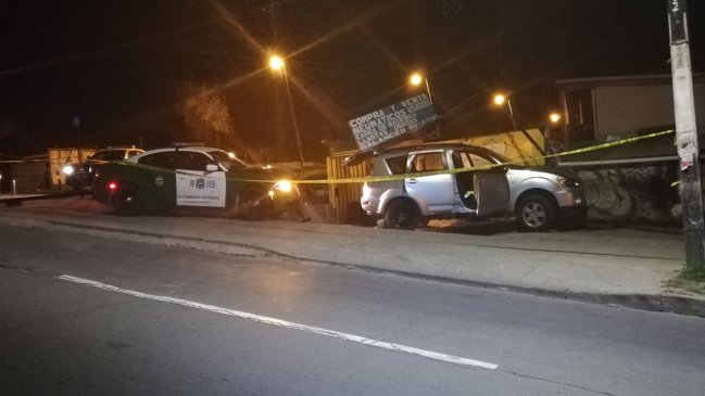 Peñalolén: Detienen a sujetos que portaban vestimentas y un arma de Carabineros