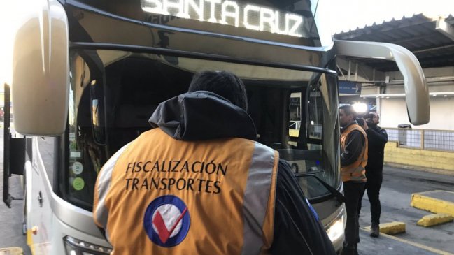 Unas 500 mil personas saldrán de Santiago desde terminales de buses por el interferiado