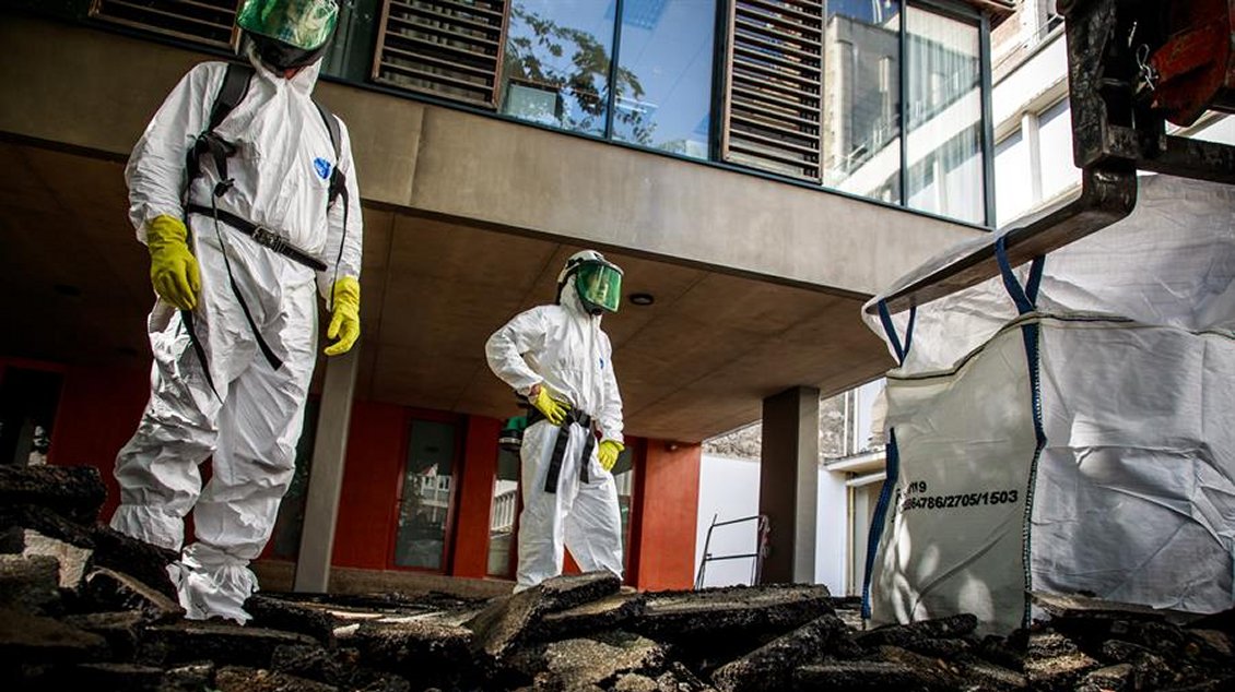 Empezaron los trabajos de limpieza de plomo en Notre Dame